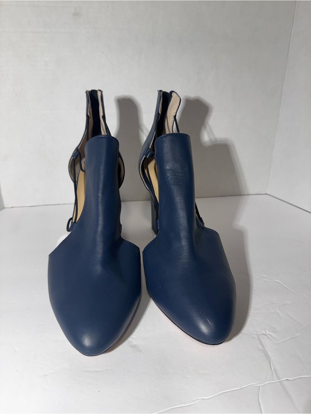 Wendy Williams Navy Block Heel Pumps